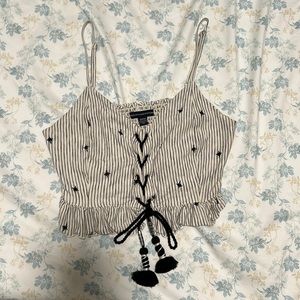 American Eagle crop top